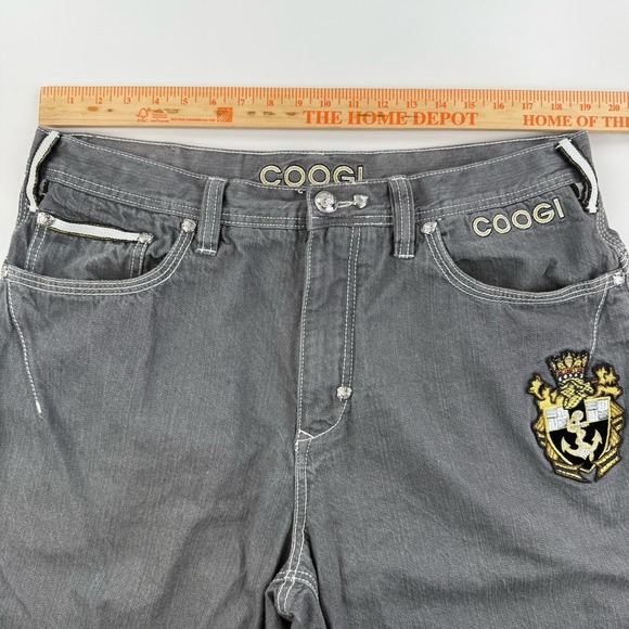 Y2K Coogi Jean Shorts Men 40 Gray Baggy Denim Long Shorts Embroidered Crest Logo - Picture 5 of 11